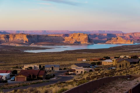 AMAZING VIEWS! Lake Powell View House