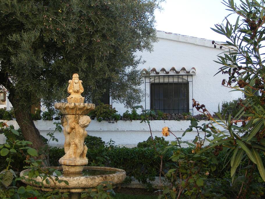 OUTSIDE VIEW OF APARTMENT