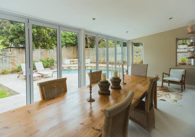 Charming Holiday Home gallery image 3