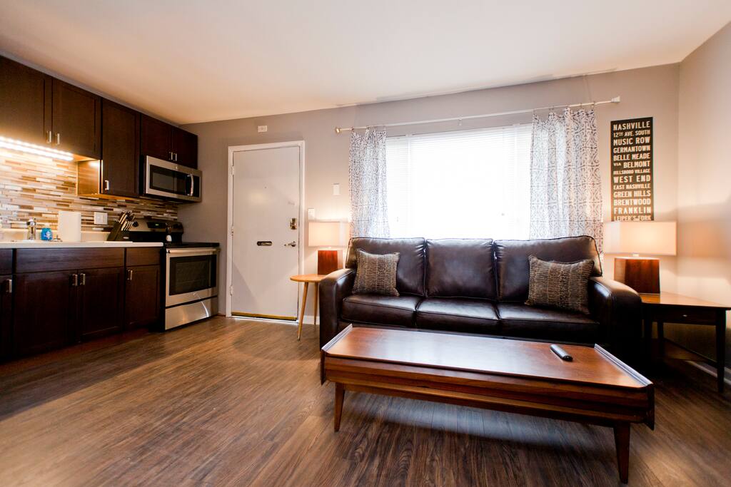 The Melrose Room • Pool • Near Downtown Apartments for Rent in