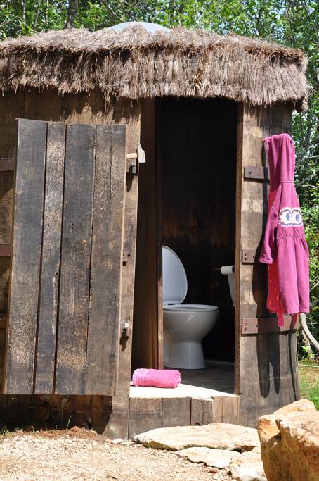 La douche et les WC