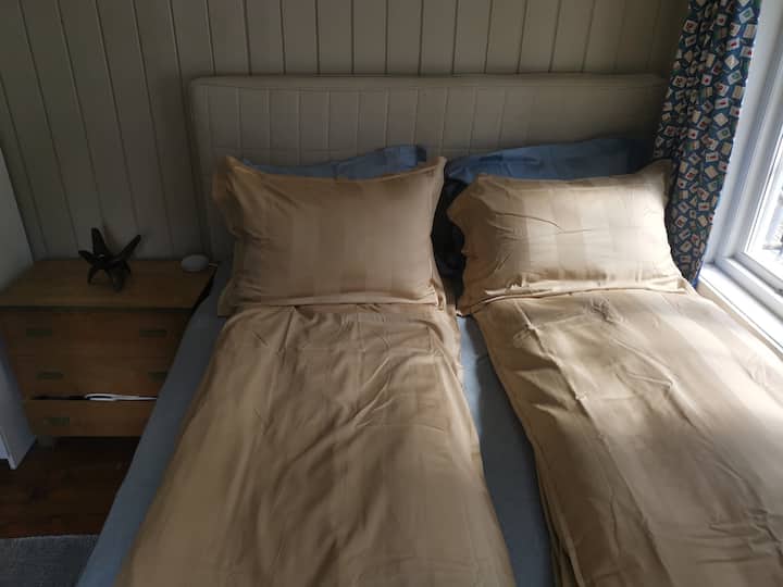 小木屋最大的卧室， 160厘米* 200厘米床