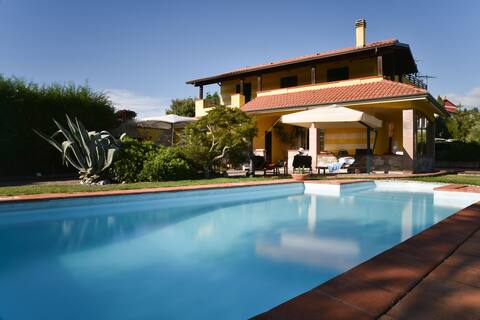 Chalet in strategic area