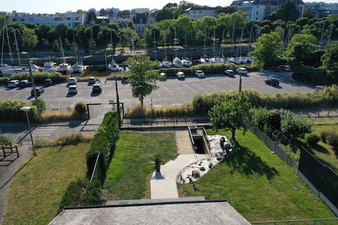 Propriété Airbnb réussie: House overlooking the harbor à Vannes