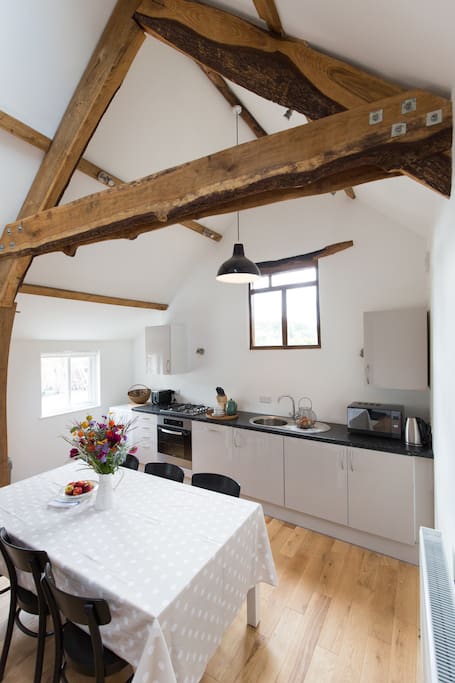 fully equipped kitchen