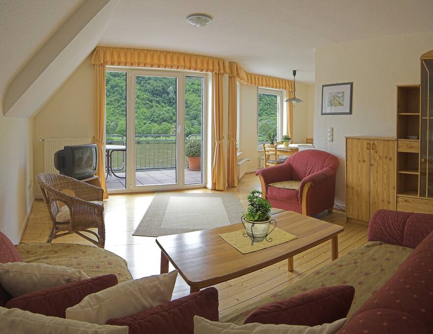 Appartement mit 3 Schlafzimmern
Wohnraum