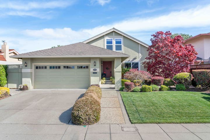 Redwood Shores Private Residence; Hot Tub,Fire Pit gallery image 2