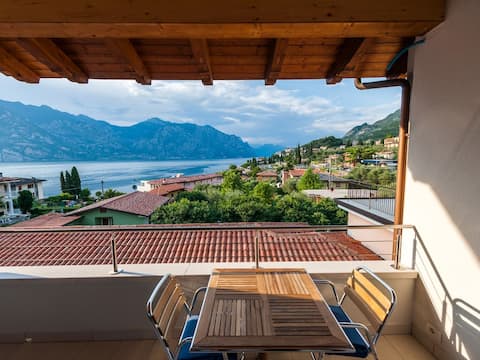 Top Airbnb: At the old oil mill in the center of town in Malcesine