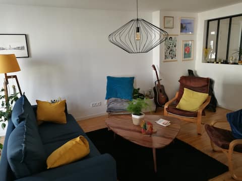 Chambre dans Appartement plein centre, avec Balcon