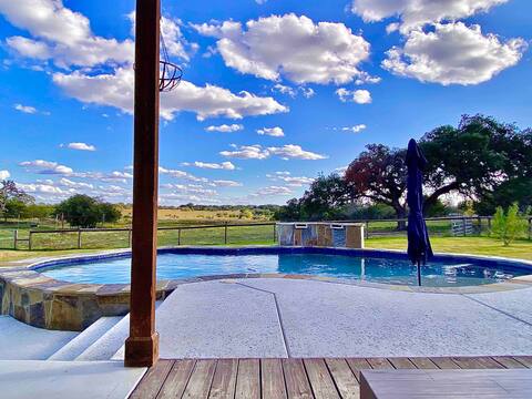 Custom 3 bedroom ranch in beautiful hill country