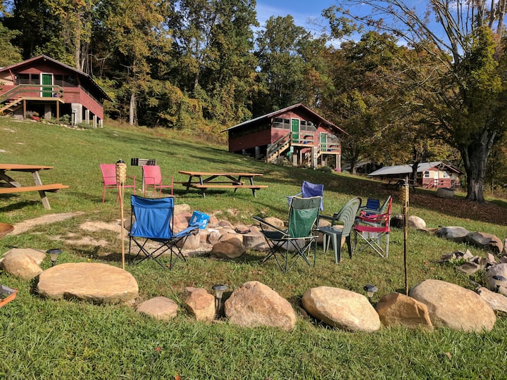 Cabin 4 Buffalo Gap Retreat Cabins for Rent in Capon Bridge, West Virginia, United States