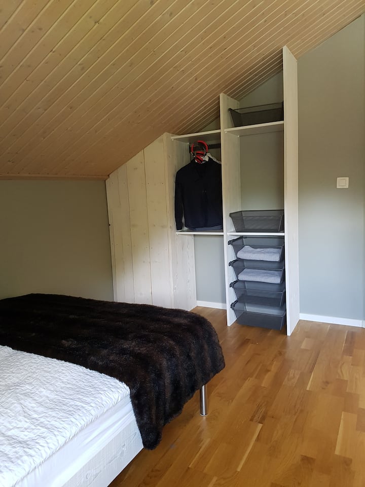 Dhomë gjumi 1
