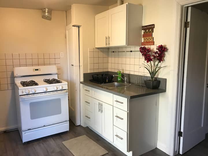 Cozy San Gabriel Guest House - Rosemead, CA