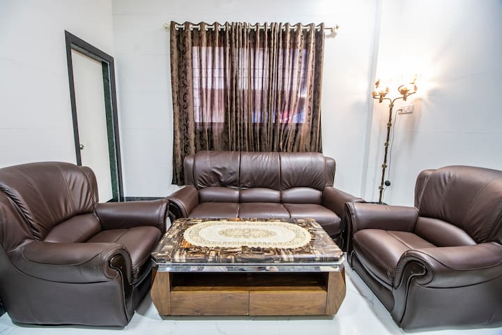 ⭐BudgetFriendly 2BHK⭐@15minsDrive to Airport