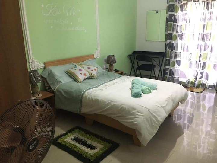 غرفة النوم الاحتياطية الثانية 