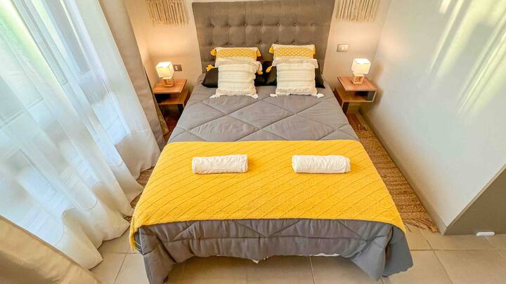 Luxurious, Elegant, Comfortable, Modern and Central Depto