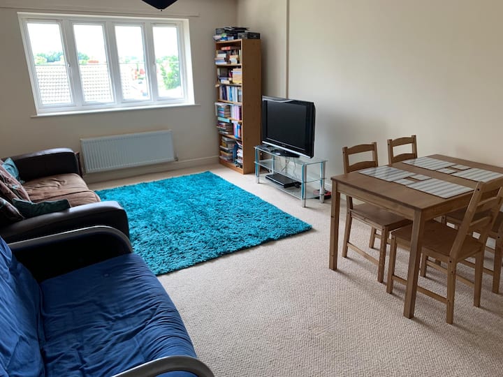 Amazing Spacious 2 Bed Flat - Bruton