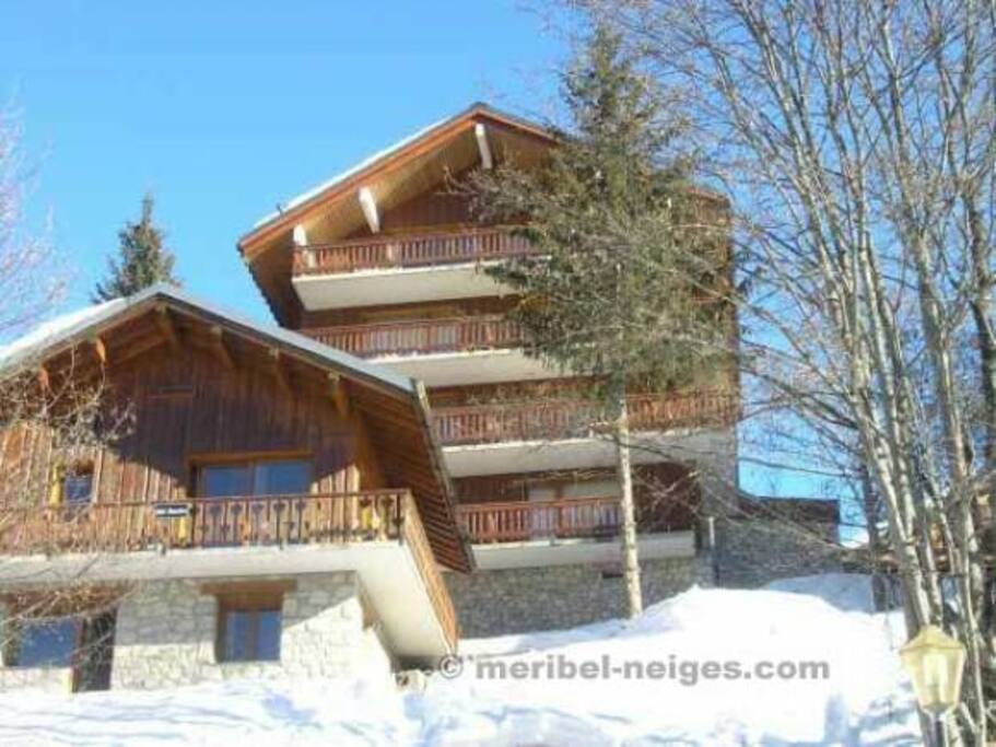 Dans un petit chalet sur les pistes