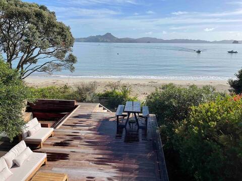 Beach Front Cooks Beach Home!