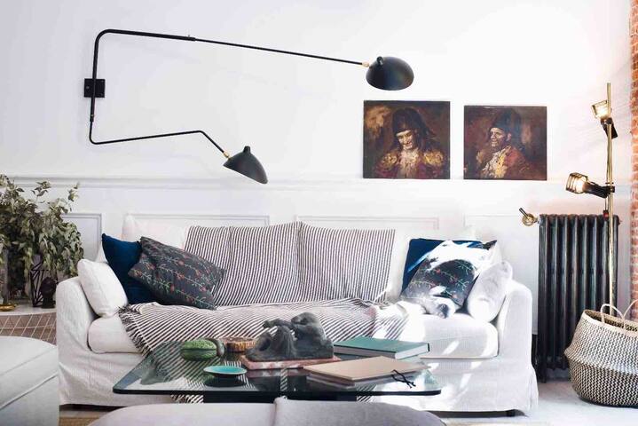 NEW Stunning DESIGN FLAT next to MUSEO del PRADO. gallery image 2