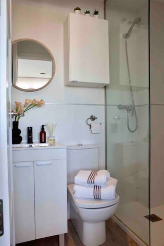 Wishome-Junto a Bernabéu, ático con gran terraza gallery image 5