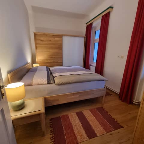 Cozy apartment with free parking space