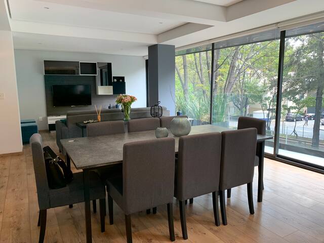 Luxury and Spacious 3BD apartment gallery image 4