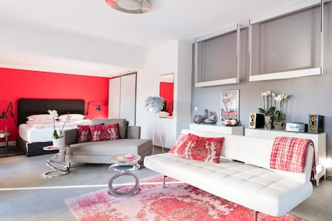 Successful Airbnb property: Vienna West Hills Apartment & Pool, Secret Escape in Hernals