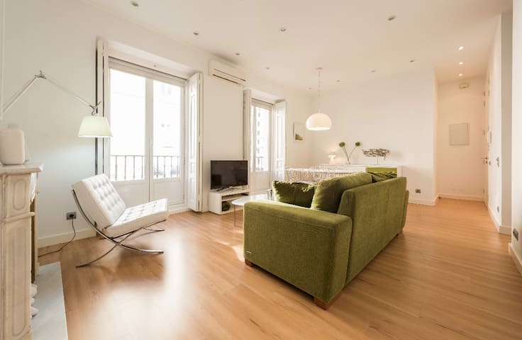 Temporary accomodation: Accomodation in Callao gallery image 4