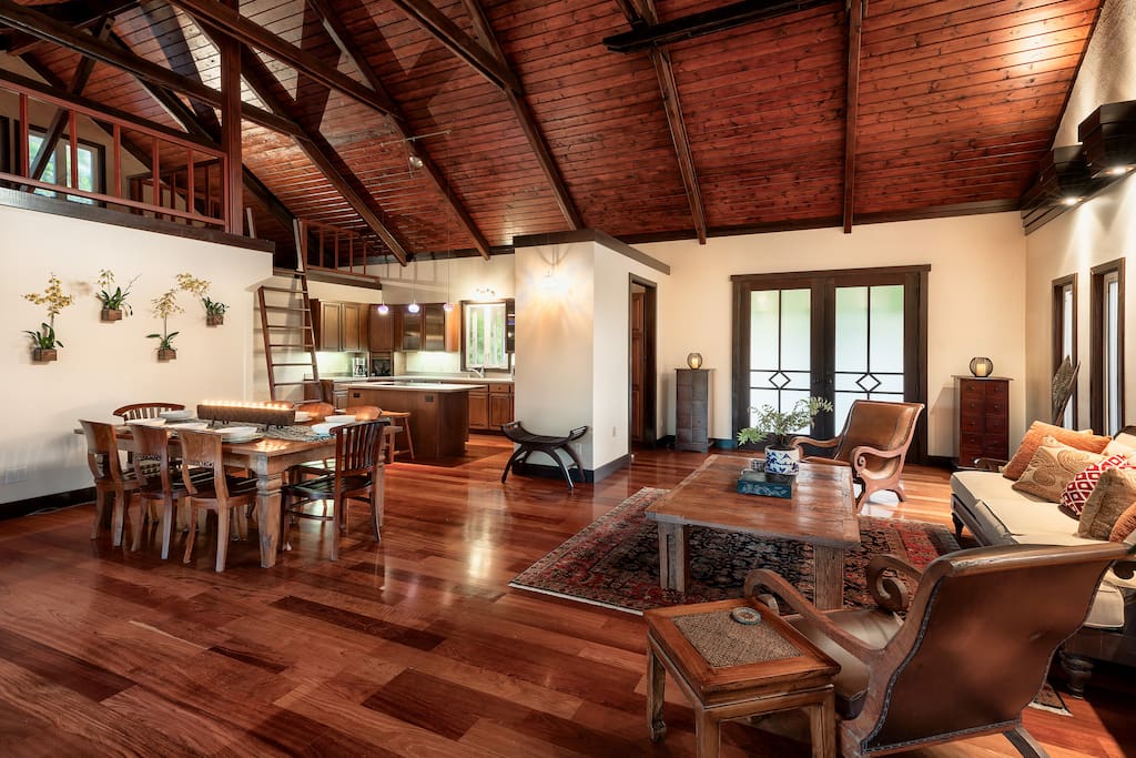 Veranda House common area