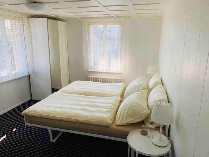 חדר שינה (1) בקומה השנייה 