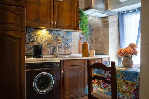 Wonderful little apartment in the historic city