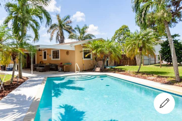 Welcome Home!!! - Delray Beach, FL