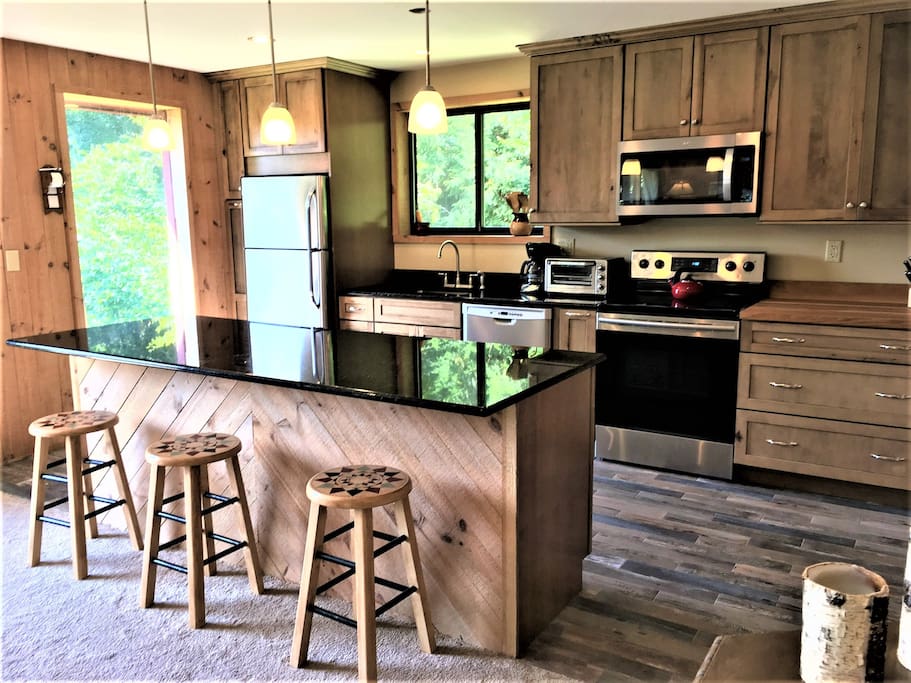 Remodeled Kitchen - All new Appliances