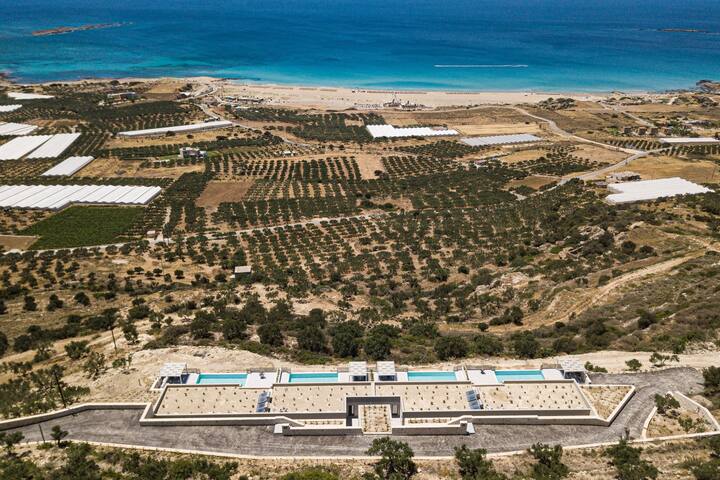 Lux villa in Falasarna bay★Seaview★Infinity pool gallery image 3