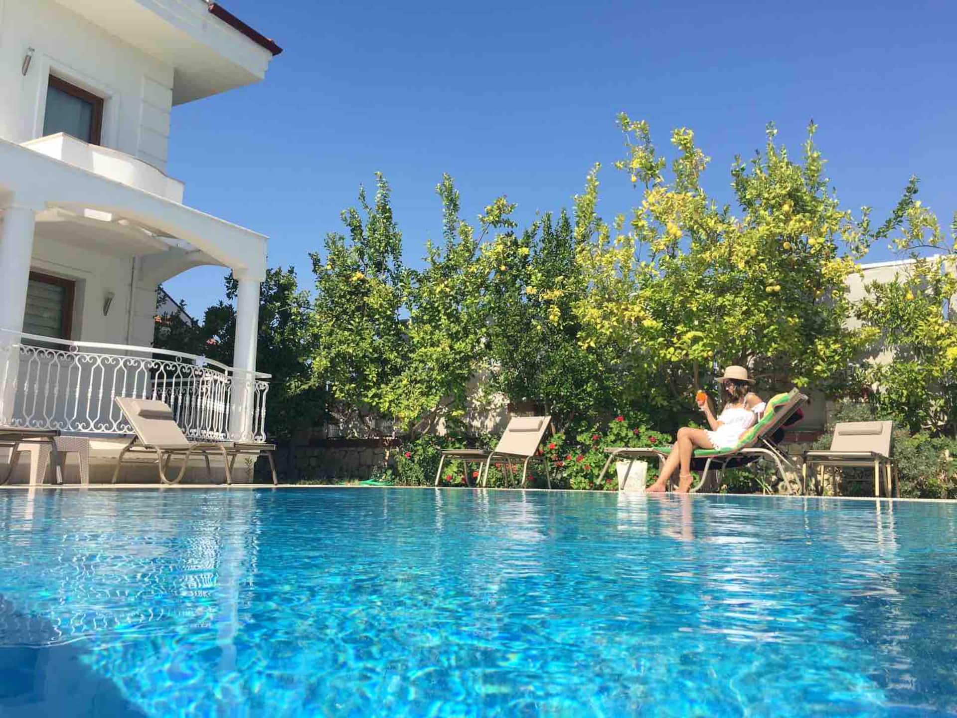 VILLA MIA (B) Villa with Shared Pool