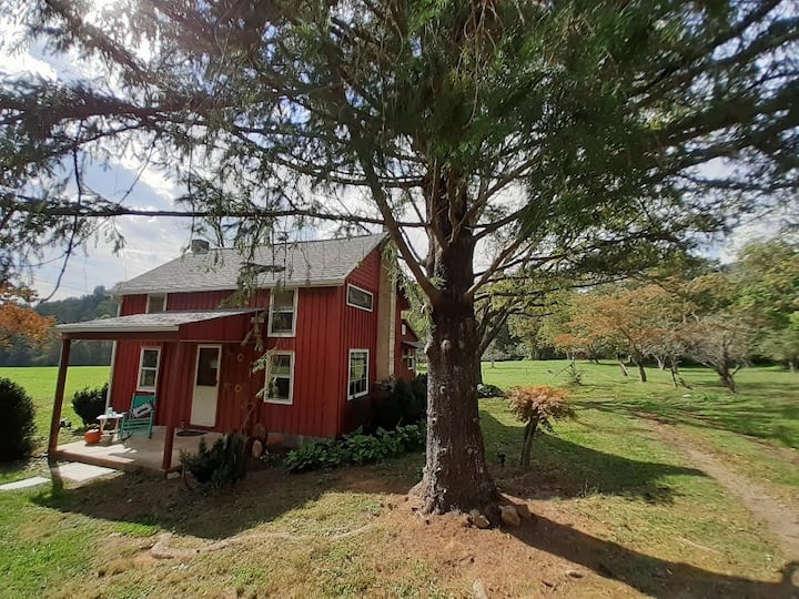 Chateau Merlot Cottages for Rent in Stanardsville, Virginia, United