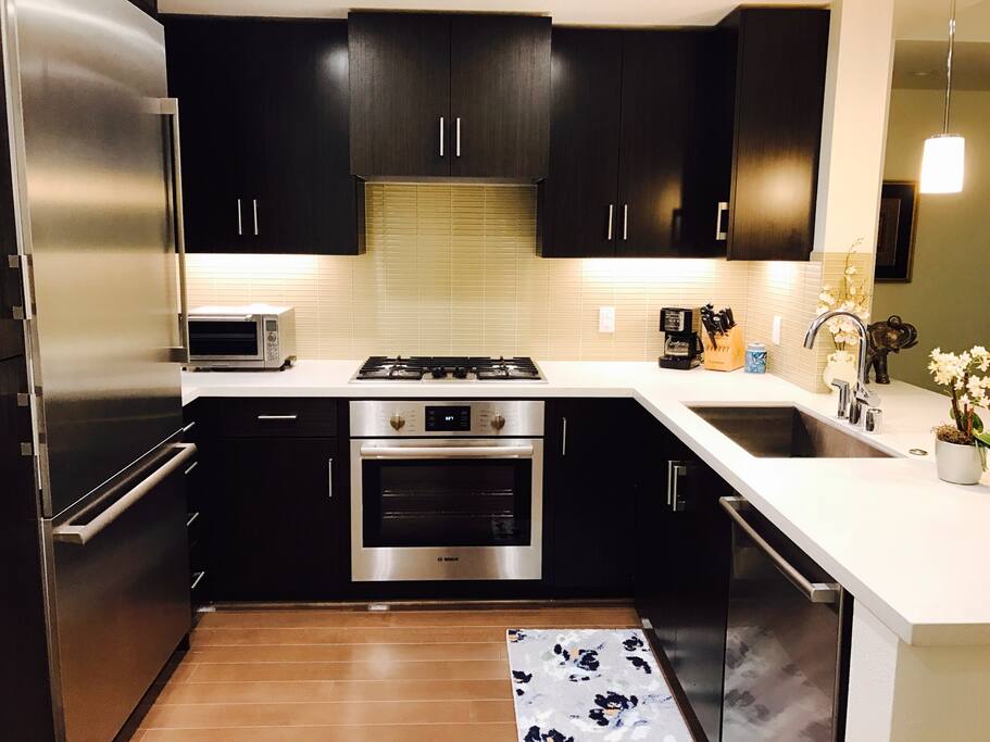 Fully Equipped and gourmet kitchen