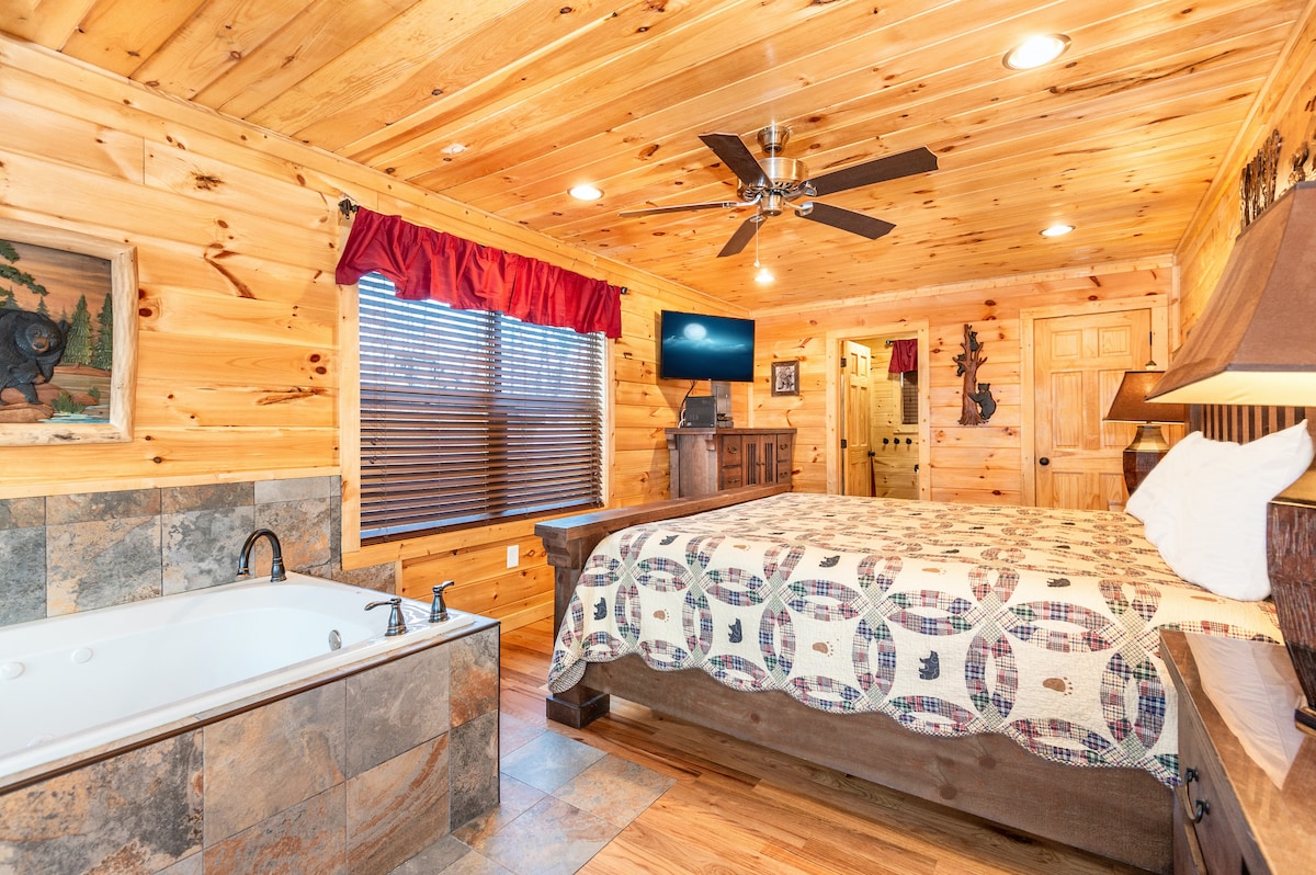 חדר שינה ראשי עם ג'קוזי, מזרן חדש עם כרית 1 -15 -24