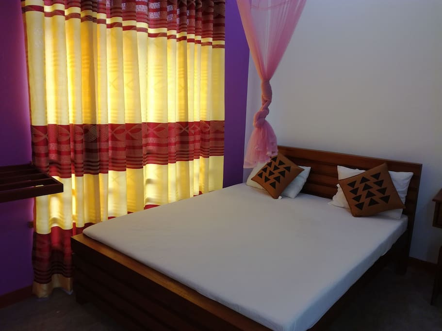 room 7 inside