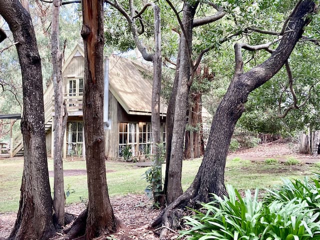 Redlands – Miranbeena (Welcome)