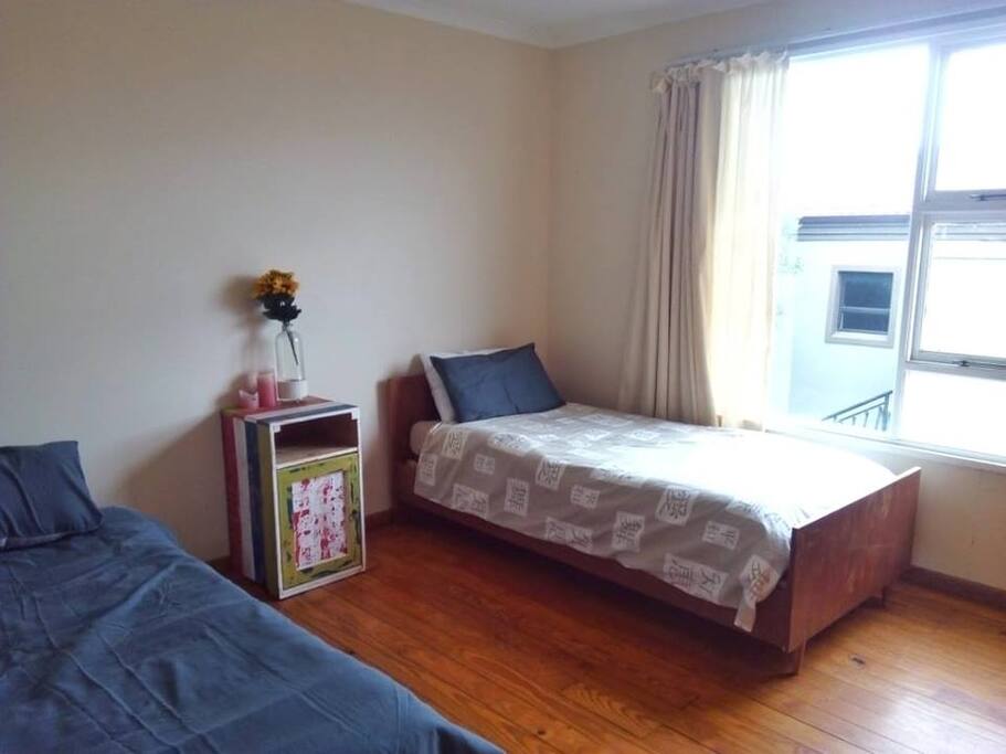 Bedroom 3 - 2 Single Beds