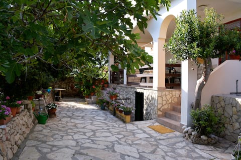 Apartment Seka, Ražanac
