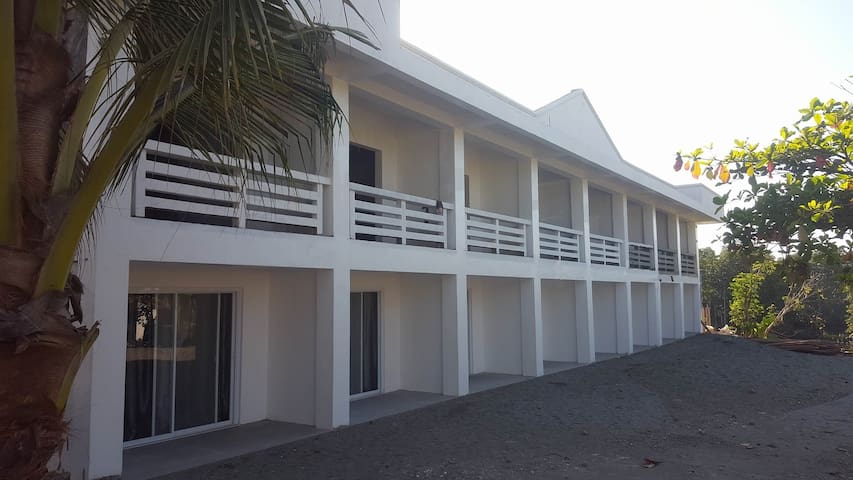 Norseman Beach Resort - ROOMS  1-8   Philippines
