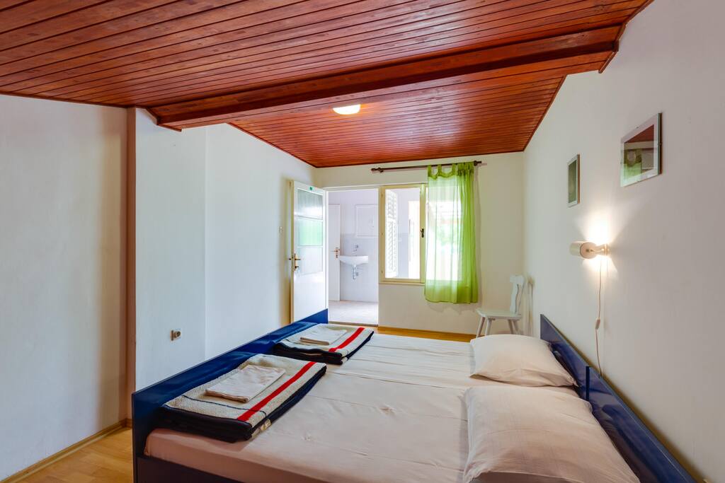 Room 2