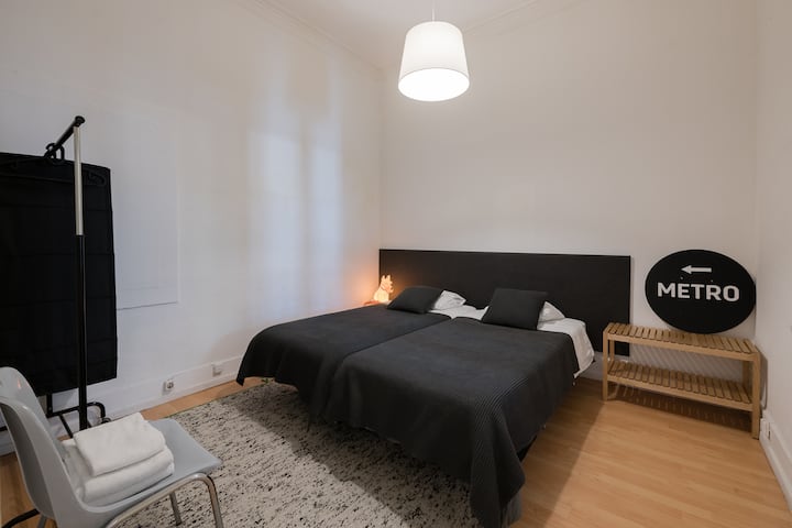 Dormitorio ( 2 camas individuales )