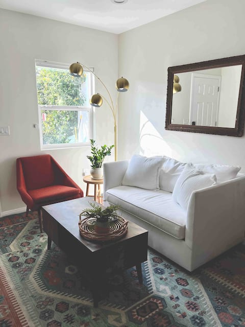 Top performing Airbnb: Private 1BR Oasis w/ Pool & Jacuzzi • Free Parking in Glendale