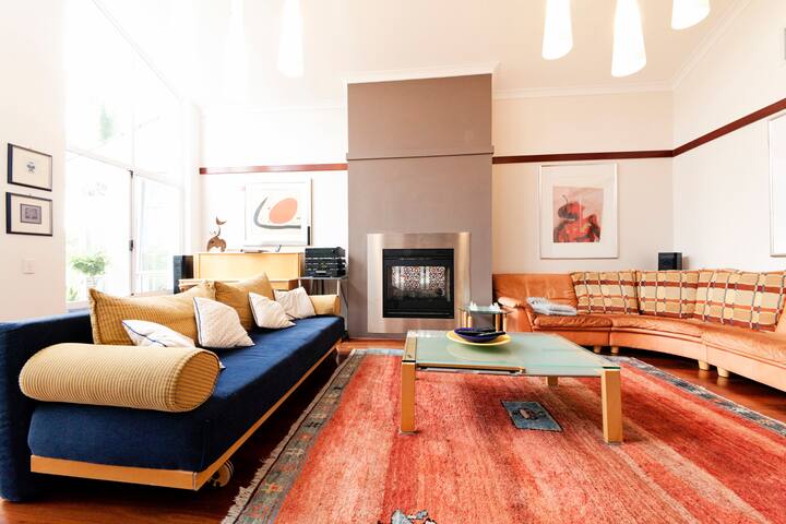 Resort-Style Home gallery image 3