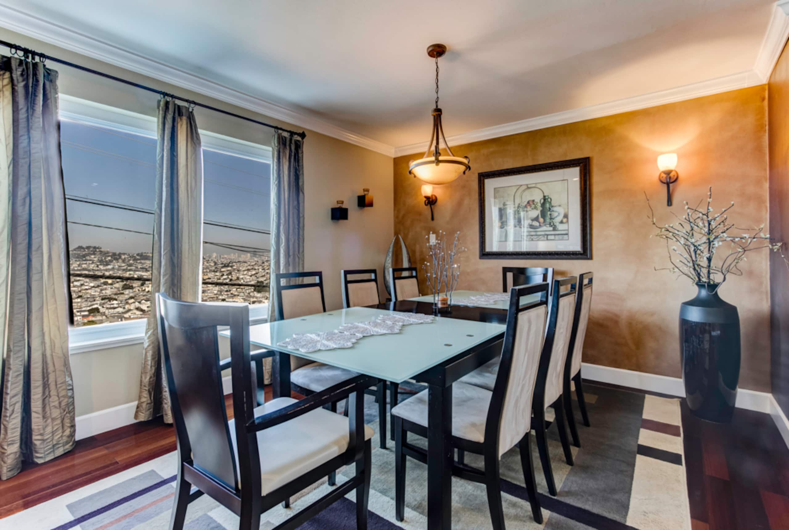 Home in Daly City · ★4.89 · 3 bedrooms · 3 beds · 2 baths - Image 10