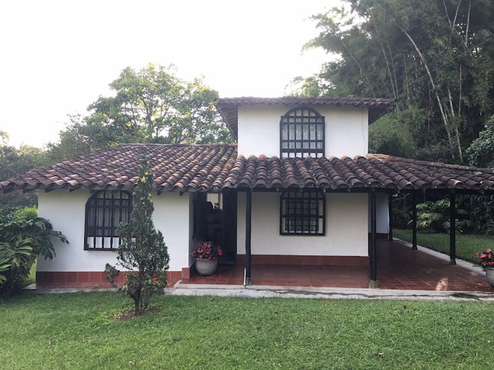 Finca Llanogrande Vía La Ceja Rionegro-aeropuerto - Rionegro